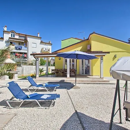 Holiday Valnessa Holiday home