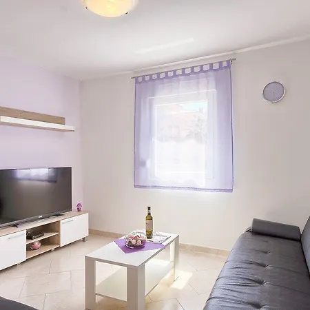 Holiday home Holiday Valnessa